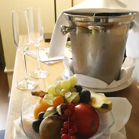Weinkastell Zum Weissen Ross Hotel Kallstadt