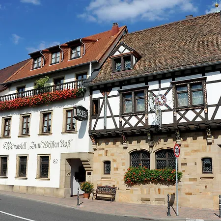 Hotel Weinkastell Zum Weissen Ross 3*