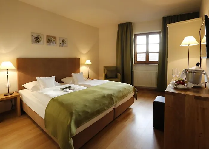 Weinkastell Zum Weissen Ross 3* Kallstadt