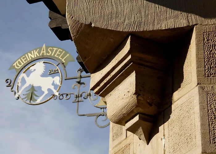 Weinkastell Zum Weissen Ross 칼슈타트